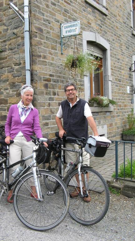 Bed and Breakfast Les Vieilles Pierres Comblain-au-Pont Zimmer foto