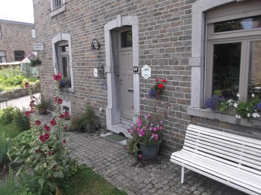 Bed and Breakfast Les Vieilles Pierres Comblain-au-Pont Exterior foto